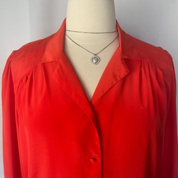 Vintage Blouse Top Size 16 Red Solid Long Sleeve Button V Neck Secretary Office - Picture 2 of 13